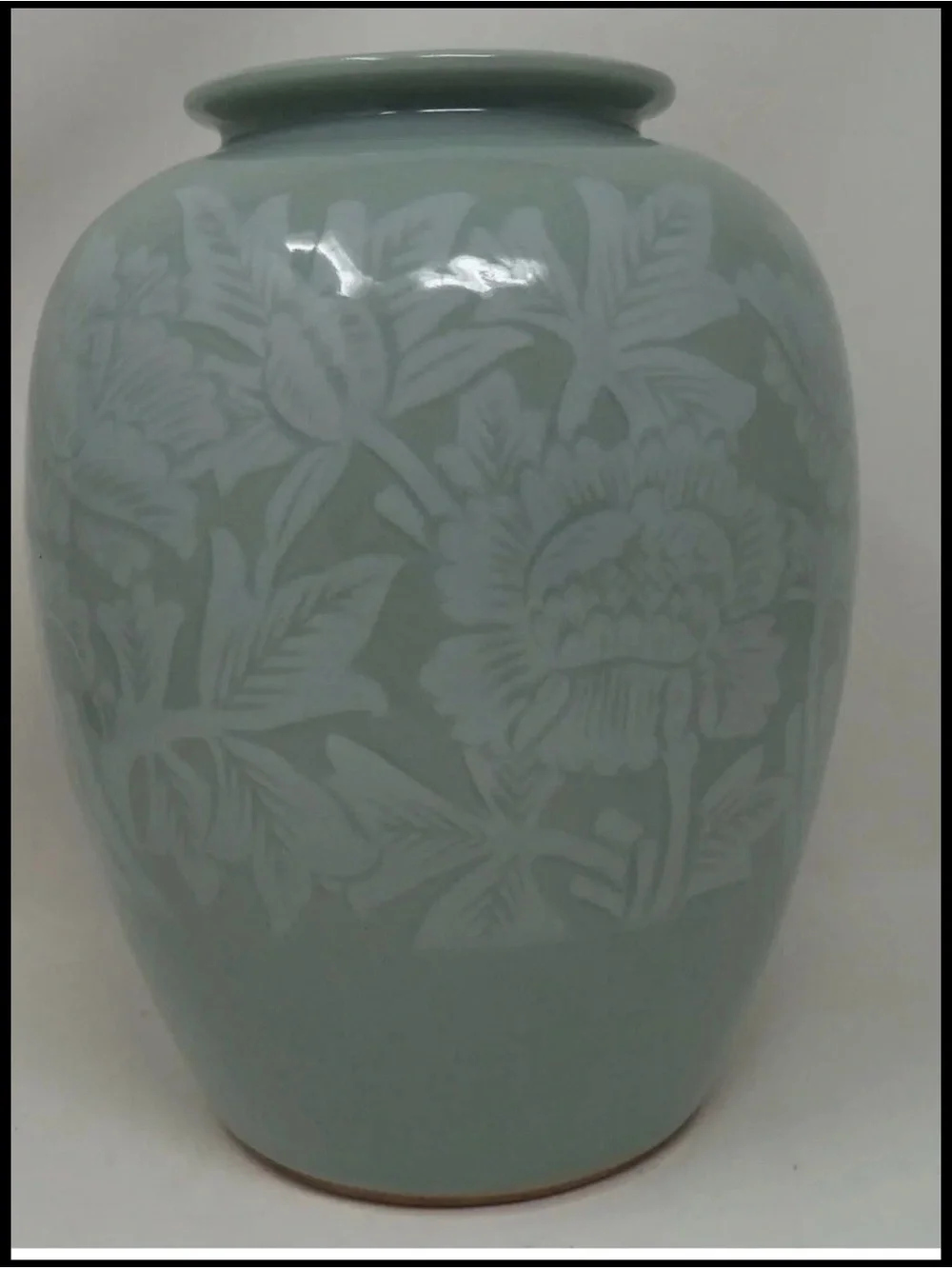 10” Asian Green Celadon Vase